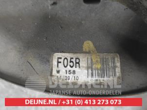 Lexus CT 200h Knuckle, front right O640202 photo 3