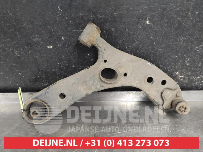 Lexus CT 200h Draagarm onder rechts-voor O640205