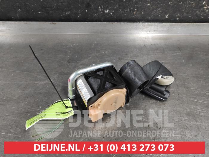 Suzuki Grand Vitara Front seatbelt, left O640227