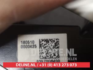 Kia Picanto Multi-functional window switch O640245 photo 3