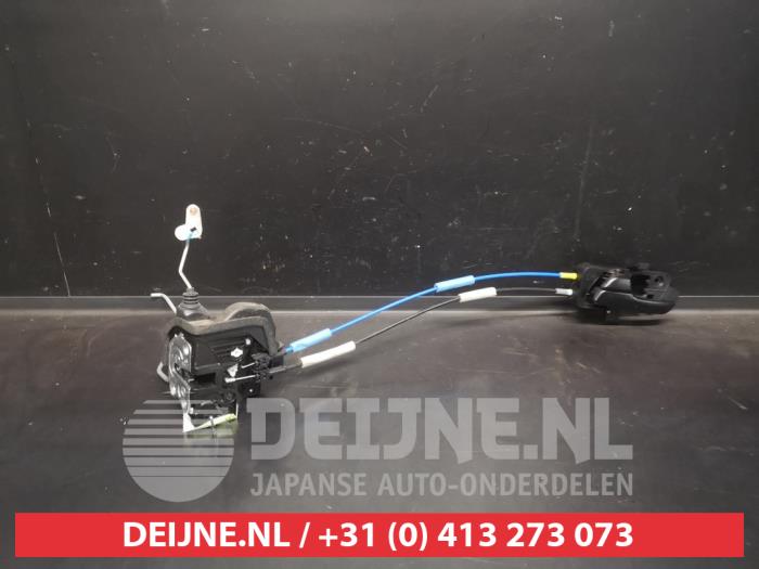 Kia Picanto Türschlossmechanik 4-türig links vorne O640248