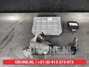 Toyota Auris Slotenset Cilinder (compleet) O640282 foto 2