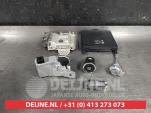 Suzuki Ignis Engine management computer O640427 photo 3
