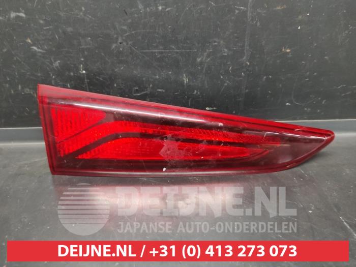 Hyundai Kona Achterklep reflector links O640476
