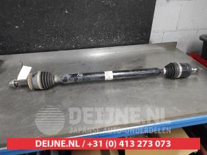 Gebruikte Cardanas rechts-voor (VWA) Hyundai Tucson (TL) 1.6 CRDi 16V 48V MHEV Prijs € 75,00 Margeregeling aangeboden door V.Deijne Jap.Auto-onderdelen BV