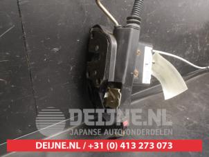 Kia Sportage Front door lock mechanism 4-door, right O640631 photo 2