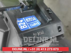 Toyota Corolla Light switch O640654 photo 3