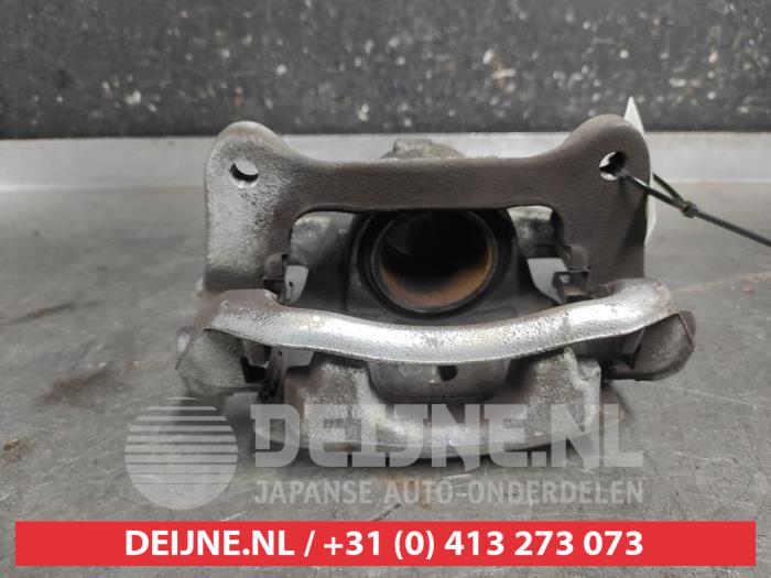 Toyota Corolla Remklauw (Tang) links-voor O640669