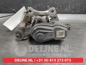 Toyota Corolla Rear brake calliper, right O640678 photo 2