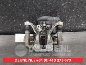 Toyota Corolla Rear brake calliper, right O640678 photo 3