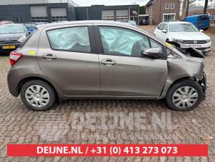 Gebruikte Driehoeks Ruit rechts-voor Toyota Yaris III (P13) 1.5 16V Dual VVT-iE Prijs € 35,00 Margeregeling aangeboden door V.Deijne Jap.Auto-onderdelen BV