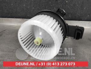 Honda HR-V Kachel Ventilatiemotor O640889 foto 2
