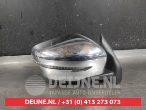 Nissan Navara Buitenspiegel rechts O640917 foto 3