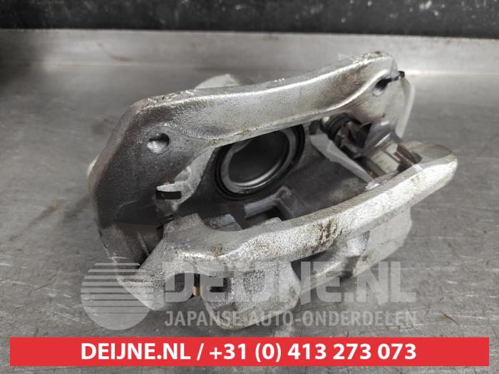 Honda HR-V Front brake calliper, right O640930