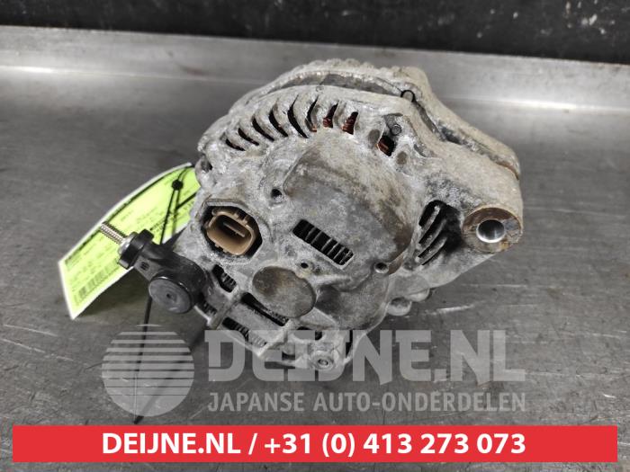 Dynamo van een Suzuki Swift (ZA/ZC/ZD) 1.2 16V 2013