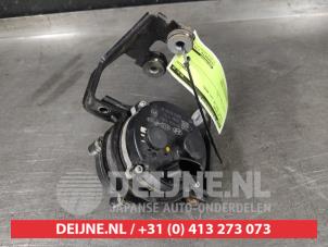 Hyundai Ioniq Extra waterpomp O641016 foto 2
