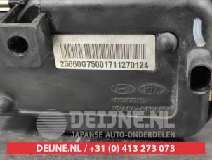Hyundai Ioniq Extra waterpomp O641017 foto 3