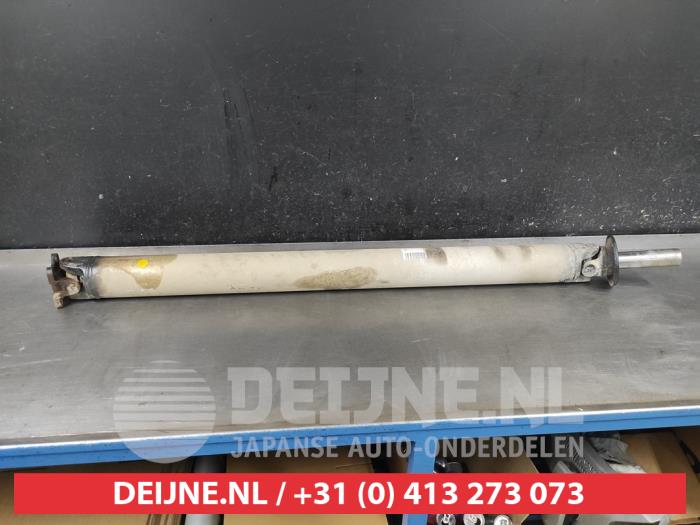 Gebruikte Cardanas Nissan NP 300 Navara (D23) Prijs € 150,00 Margeregeling aangeboden door V.Deijne Jap.Auto-onderdelen BV