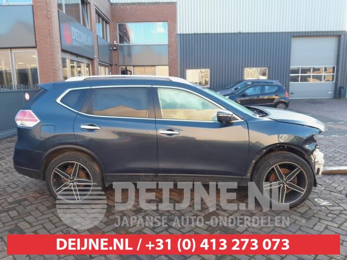 Nissan X-Trail Extra Ruit 4Deurs rechts-achter O641184