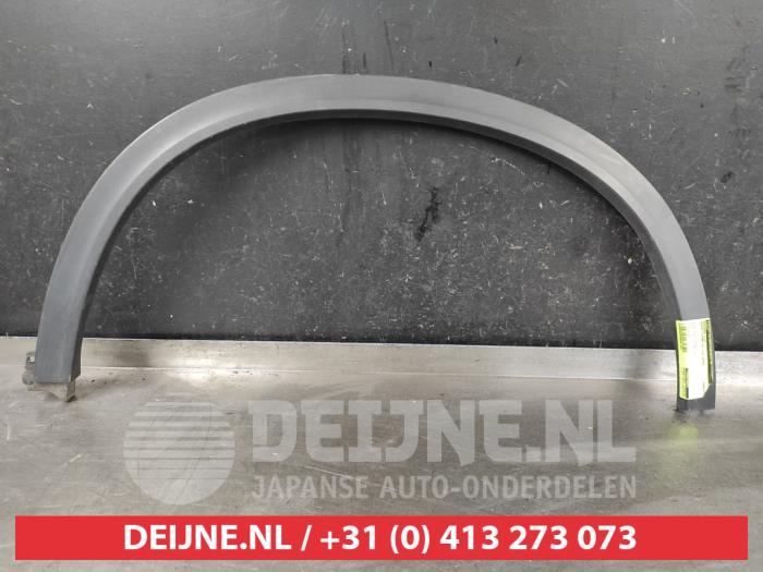 Suzuki Vitara Spatbord Lijst O641367