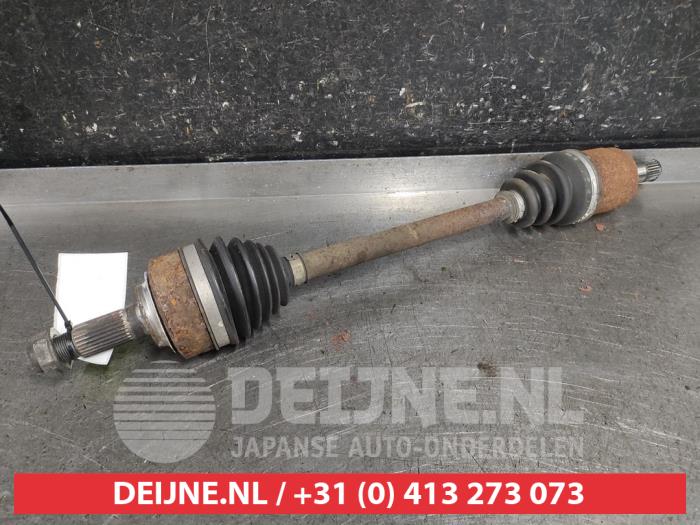 Gebruikte Steekas links-voor Honda Jazz (GE6/GE8/GG/GP) 1.2 VTEC 16V Prijs € 50,00 Margeregeling aangeboden door V.Deijne Jap.Auto-onderdelen BV