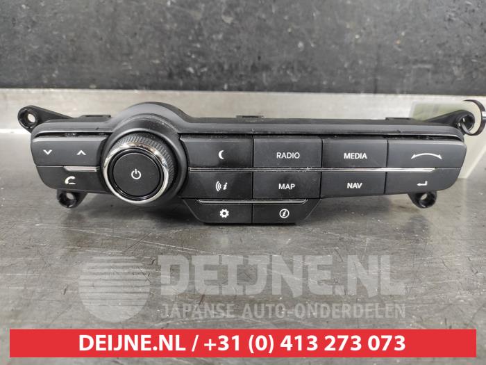 Kia Optima Radiobedienfeld O641591