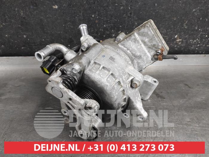 Gebruikte Dynamo Kia Optima 2.0 CVVT Hybrid 16V Prijs € 850,00 Margeregeling aangeboden door V.Deijne Jap.Auto-onderdelen BV