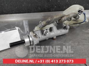 Toyota Avensis Verso Master cylinder O641779 photo 2