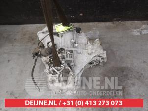 Gebruikte Versnellingsbak Hyundai i30 (GDHB5) 1.4 16V Prijs € 450,00 Margeregeling aangeboden door V.Deijne Jap.Auto-onderdelen BV