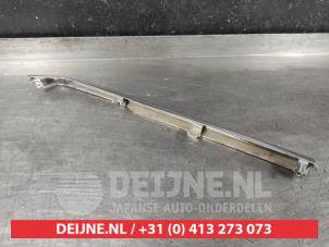 Suzuki Vitara Front bumper strip, left O641830 photo 2