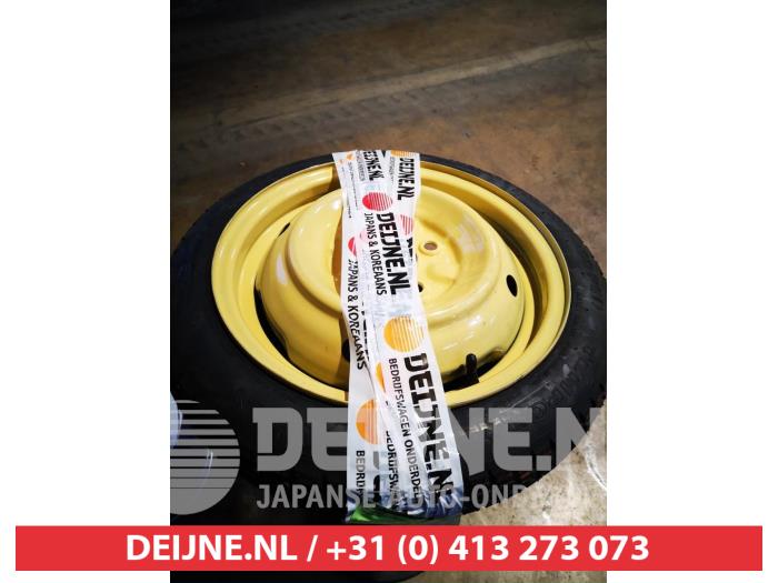 Toyota Yaris Thuiskomer O641953