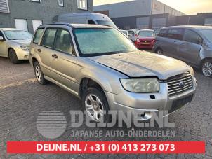 Subaru Forester Motorkap O642030 foto 3