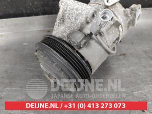 Toyota Yaris Air conditioning pump O642106 photo 2