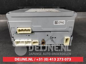 Subaru Legacy Radio O642153 photo 2