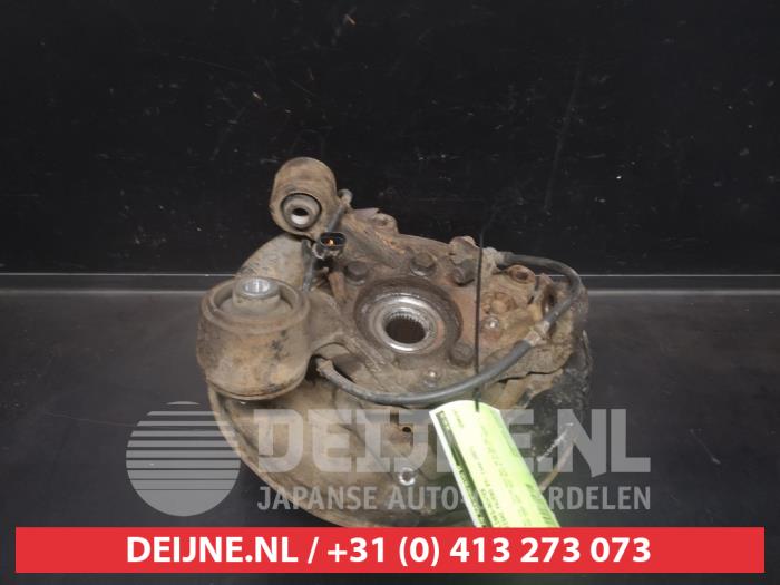 Mitsubishi Pajero Achsschenkel links hinten O642227