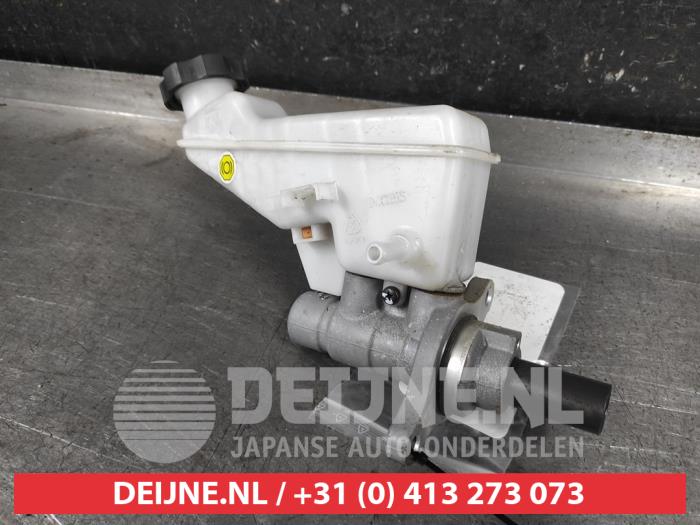 Gebruikte Hoofdremcilinder Hyundai i30 (PDEB5/PDEBB/PDEBD/PDEBE) 1.0 T-GDI 12V Prijs op aanvraag aangeboden door V.Deijne Jap.Auto-onderdelen BV