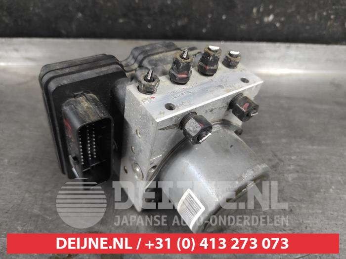 ABS Pomp van een Hyundai i30 (PDEB5/PDEBB/PDEBD/PDEBE) 1.0 T-GDI 12V 2018