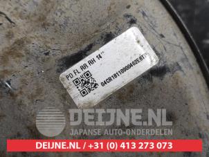 Hyundai I30 Fusee rechts-achter O642284 foto 2