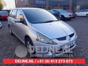 Mitsubishi Grandis Door window 4-door, front right O642376 photo 3