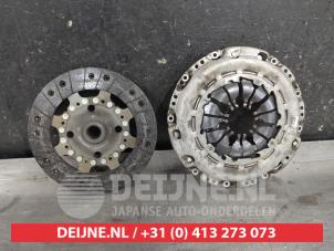 Gebruikte Koppelingsset (compleet) Nissan Juke (F15) 1.2 DIG-T 16V Prijs € 50,00 Margeregeling aangeboden door V.Deijne Jap.Auto-onderdelen BV