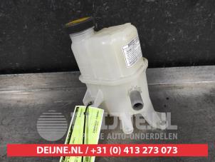 Toyota Prius Ausgleichsbehälter O642575 foto 2