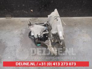 Nissan Micra Getriebe O643095 foto 2