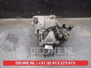 Nissan Micra Getriebe O643095 foto 3