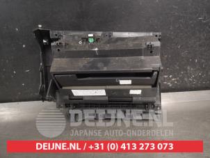 Nissan Qashqai Glovebox O643174 photo 2