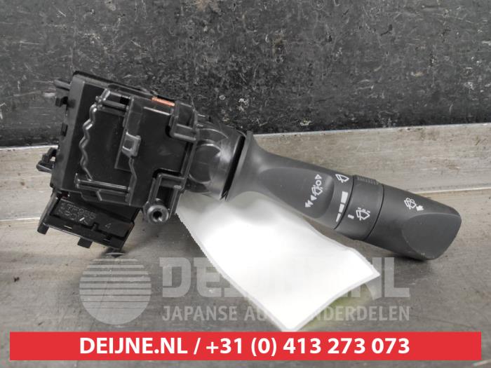 Toyota Hilux Ruitenwis Schakelaar O643179