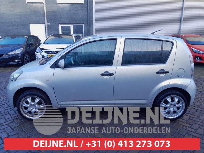 Daihatsu Sirion Tür 4-türig links hinten O643276