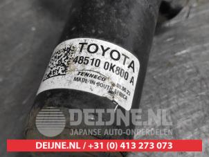 Toyota Hilux Stoßdämpferstrebe rechts vorne O643307 foto 2