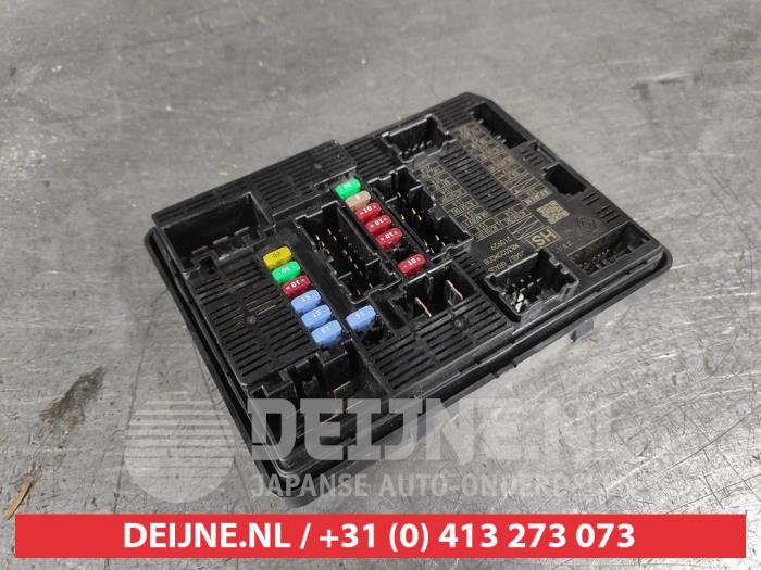 Nissan Qashqai Sicherungskasten O643467
