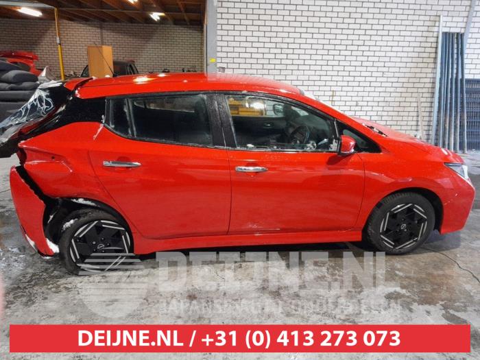 Nissan Leaf Türscheibe 4-türig rechts vorne O643555