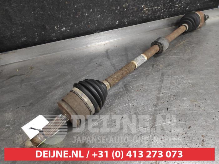 Mitsubishi Colt Aandrijfas rechts-voor O643629